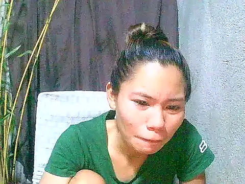 Snapshot of Sweeetgurll chatting on 05.04.26 Sweeetgurll online show from 05.04.26