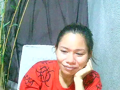 Snapshot of Sweeetgurll chatting on 05.06.26 Sweeetgurll online show from 05.06.26