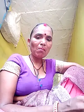 Snapshot of Monika_thakurr chatting on 09.20.25 Monika thakurr online show from 09.20.25