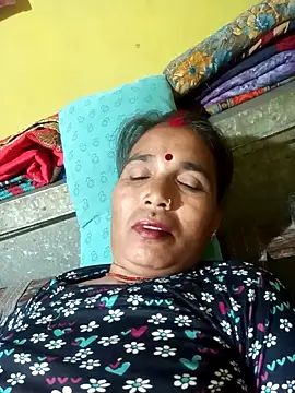 Snapshot of Monika_thakurr chatting on 09.28.25 Monika thakurr online show from 09.28.25