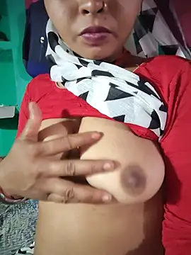 Snapshot of Monika_thakurr chatting on 07.20.26 Monika thakurr online show from 07.20.26