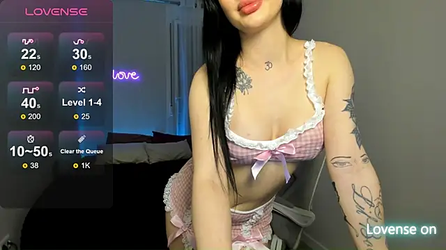 Snapshot of SelinaStorm chatting on 06.08.26 SelinaStorm online show from 06.08.26
