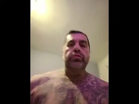 Snapshot of Fatboy909 chatting on 03.25.26 Fatboy909 online show from 03.25.26