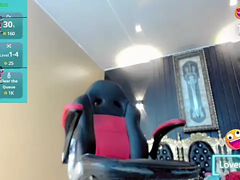 Natasha clifford online show from 11.21.25