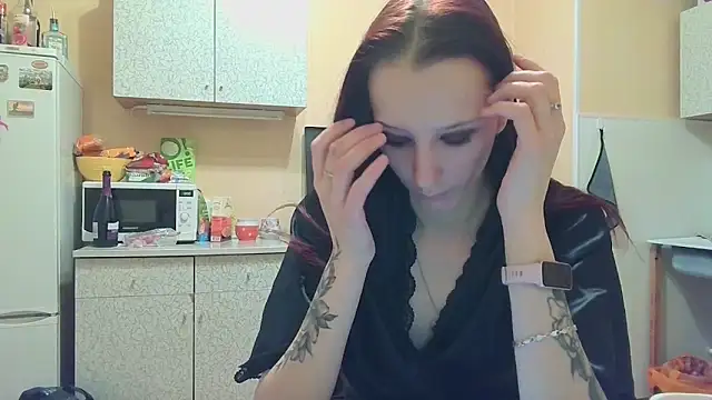 Lucy Divine online show from 10.22.25