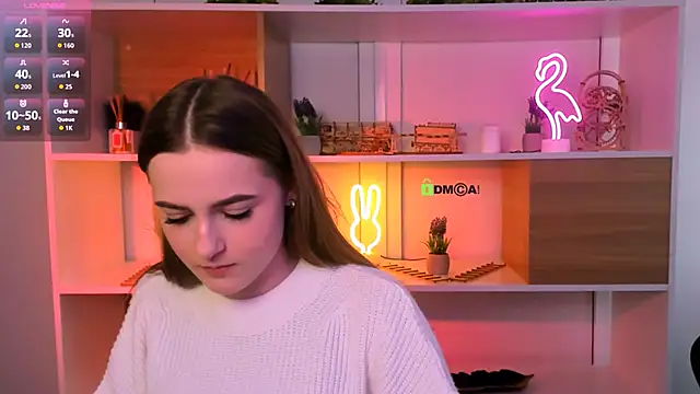 Snapshot of luna_tin chatting on 12.02.25 luna tin online show from 12.02.25