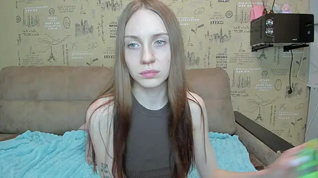 Kelly Gerzikaa online show from 11.02.25