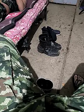 Snapshot of lamejorpene chatting on 10.12.25 lamejorpene online show from 10.12.25