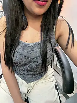 Snapshot of Riya-6969 chatting on 05.02.26 Riya-6969 online show from 05.02.26