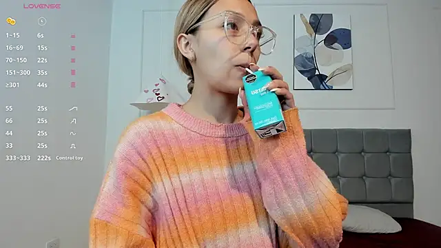 nikolevoshkie  online show from 02.16.26