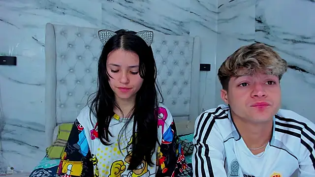 Ari and Storm online show from 11.20.25