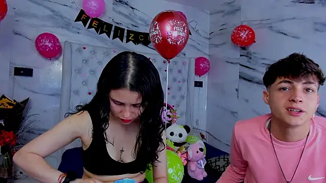 Snapshot of Ari_and_Storm chatting on 02.12.26 Ari and Storm online show from 02.12.26