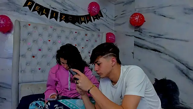 Snapshot of Ari_and_Storm chatting on 02.17.26 Ari and Storm online show from 02.17.26