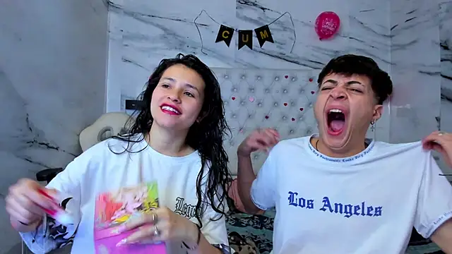 Ari and Storm online show from 04.12.26