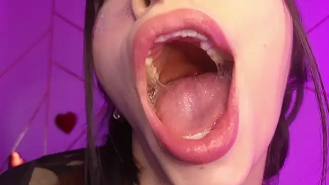 Hollyxx  online show from 03.11.26