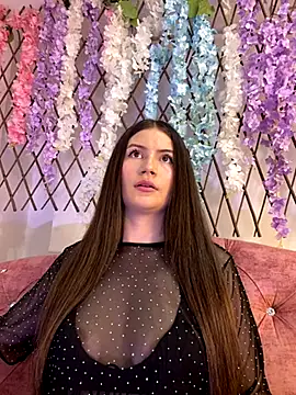 Snapshot of Tegui-sc chatting on 11.13.25 Tegui-sc online show from 11.13.25