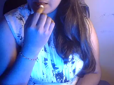 Aanya Hazel online show from 09.22.25