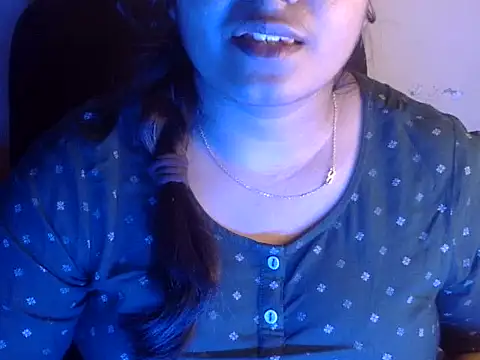 Aanya Hazel online show from 09.27.25