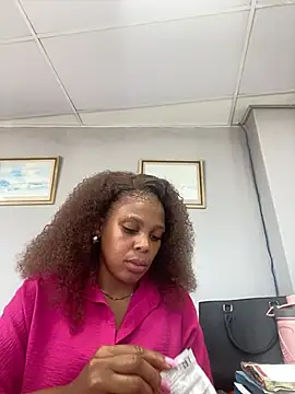 Snapshot of 031bubbles chatting on 02.12.26 031bubbles online show from 02.12.26