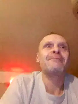 Snapshot of Kuba_Gd chatting on 01.11.25 Kuba Gd online show from 01.11.25