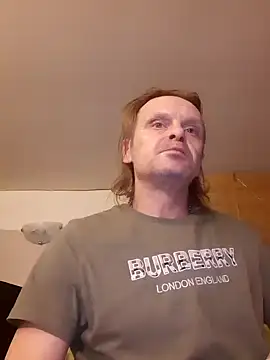 Snapshot of Kuba_Gd chatting on 02.01.25 Kuba Gd online show from 02.01.25