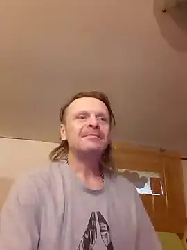 Snapshot of Kuba_Gd chatting on 02.02.25 Kuba Gd online show from 02.02.25