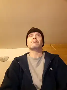 Snapshot of Kuba_Gd chatting on 02.13.25 Kuba Gd online show from 02.13.25