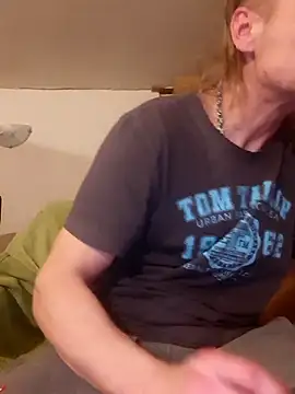 Snapshot of Kuba_Gd chatting on 03.02.25 Kuba Gd online show from 03.02.25