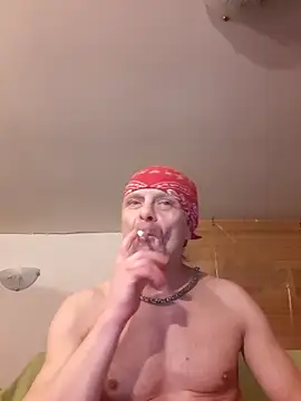 Snapshot of Kuba_Gd chatting on 03.07.25 Kuba Gd online show from 03.07.25