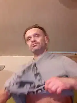 Snapshot of Kuba_Gd chatting on 03.19.25 Kuba Gd online show from 03.19.25