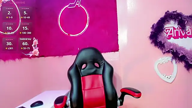 Snapshot of Madiso_Santiel chatting on 09.13.25 Madiso Santiel online show from 09.13.25