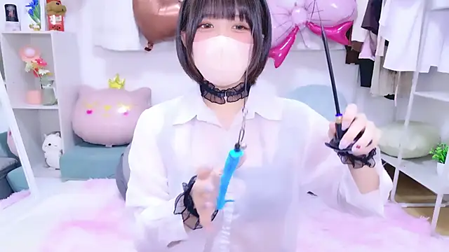 Hinata Sun online show from 03.27.26