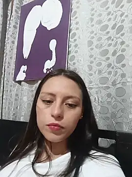 Snapshot of Lahila_ chatting on 05.30.26 Lahila online show from 05.30.26