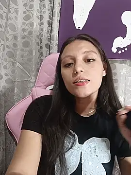 Snapshot of Lahila_ chatting on 07.22.26 Lahila online show from 07.22.26