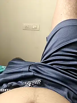 Snapshot of Bangalore_88 chatting on 09.27.25 Bangalore 88 online show from 09.27.25