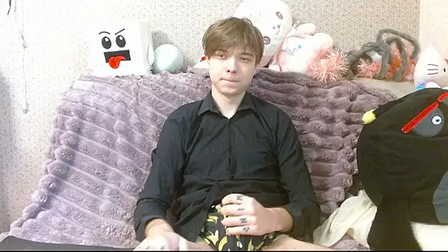 Snapshot of hilt_on_ chatting on 02.28.26 hilt on online show from 02.28.26