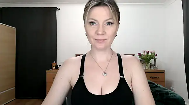 ParadiseAlina online show from 01.18.25