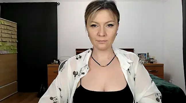 ParadiseAlina online show from 01.30.25