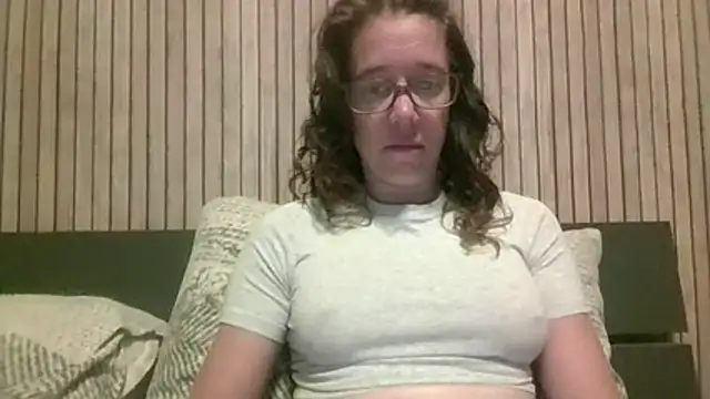 Snapshot of JezebelDutch chatting on 07.07.26 JezebelDutch online show from 07.07.26