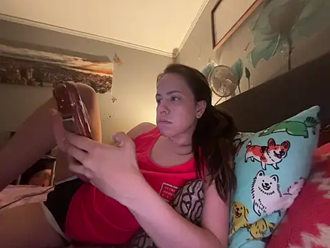 Snapshot of Vaua089 chatting on 04.14.26 Vaua089 online show from 04.14.26