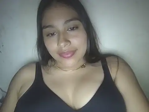 Snapshot of zairabreze chatting on 04.23.26 zairabreze online show from 04.23.26