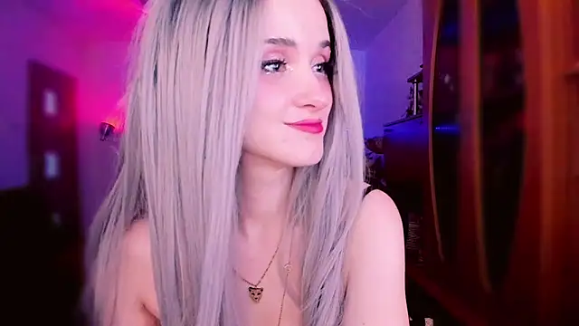 Snapshot of MistressJolie chatting on 02.03.26 MistressJolie online show from 02.03.26