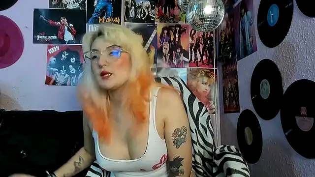 Avril Maria online show from 03.13.26