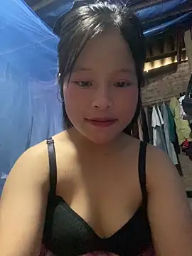 O o UwU o O online show from 10.15.25