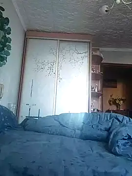 GlamMilena online show from 09.25.25