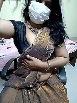 Snapshot of tamilmaha12 chatting on 02.20.26 tamilmaha12 online show from 02.20.26