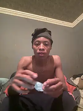 Snapshot of Tookey012 chatting on 09.13.25 Tookey012 online show from 09.13.25