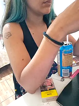 euahotmarii20 online show from 10.13.25