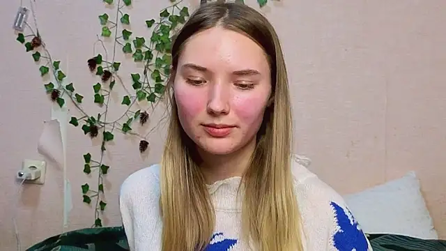  kikiclark   online show from 02.22.26