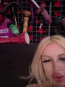 Steffi Snowbunny online show from 04.16.26